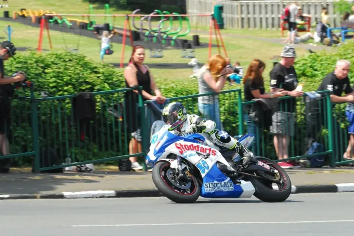 Framed Print : Robert Wilson (Yamaha) 2016 Supersport 2 TT Framed Print : Robert Wilson (Yamaha) 2016 Supersport 2 TT