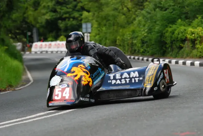 Framed Print : Robin Daykin & Annette Daykin (Ireson) 2011 Sidecar TT Framed Print : Robin Daykin & Annette Daykin (Ireson) 2011 Sidecar TT