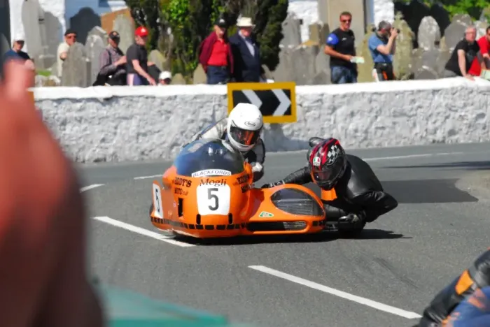 Framed Print : Rod Bellas & Danny Quirk (BLR Imp) 2016 Pre TT Classic Framed Print : Rod Bellas & Danny Quirk (BLR Imp) 2016 Pre TT Classic