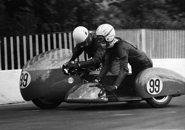 Roger Dutton & Tony Hickford (BSA) 1968 750 Sidecar TT