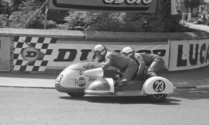 Framed Print : Roger Dutton & Tony Wright (BMW) 1975 500cc Sidecar TT Framed Print : Roger Dutton & Tony Wright (BMW) 1975 500cc Sidecar TT