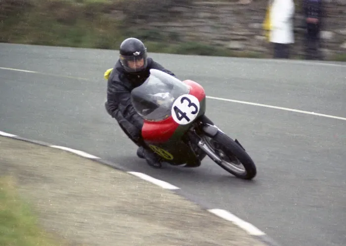 Framed Print : Roger Haddock (Cowles Matchless) 1974 Senior Manx Grand Prix Framed Print : Roger Haddock (Cowles Matchless) 1974 Senior Manx Grand Prix