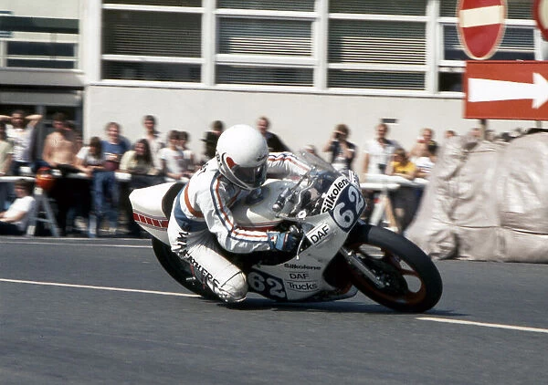 Roger Hurst (Yamaha) 1984 Formula Two TT