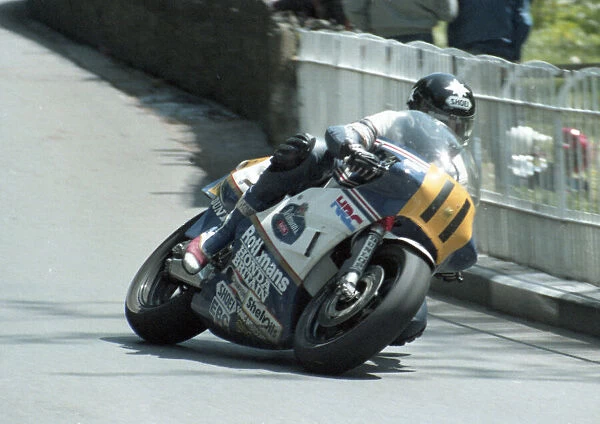 Roger Marshall (Honda) 1985 Senior TT