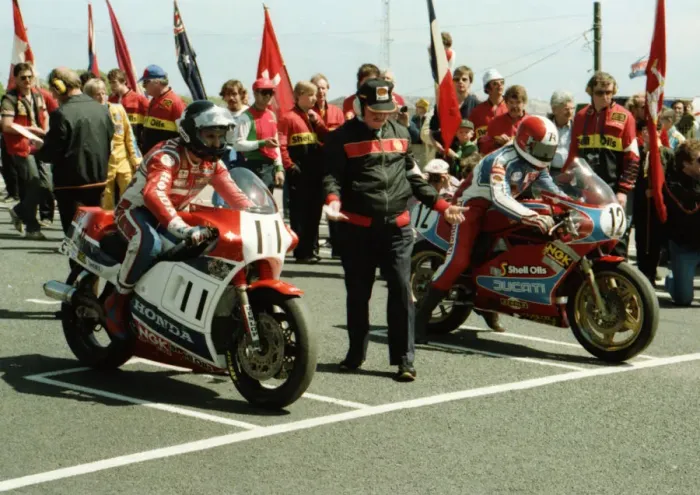 Framed Print : Roger Marshall (Honda) and Tony Rutter (Ducati) 1984 Formula One TT Framed Print : Roger Marshall (Honda) and Tony Rutter (Ducati) 1984 Formula One TT