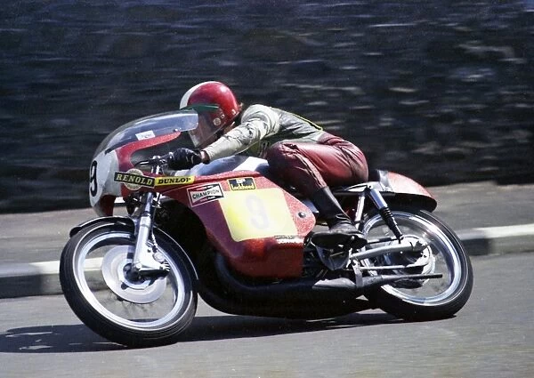 Roger Nicholls (Hi-Tac Suzuki) 1974 Senior TT