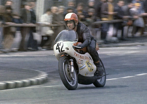 Roger Nicholls (TWS Suzuki) 1972 Senior TT