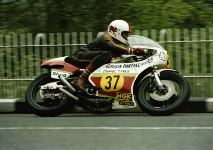 Framed Print : Roger Nicholls (Yamaha) 1979 Senior TT Framed Print : Roger Nicholls (Yamaha) 1979 Senior TT