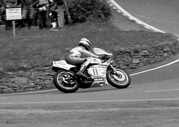 Framed Print : Roger White (Yamaha) 1981 Senior Manx Grand Prix Framed Print : Roger White (Yamaha) 1981 Senior Manx Grand Prix