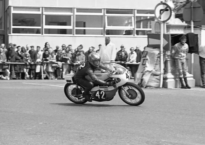 Framed Print : Rolf Gill at Parliament Square; 1974 Ultra Lightweight TT Framed Print : Rolf Gill at Parliament Square; 1974 Ultra Lightweight TT