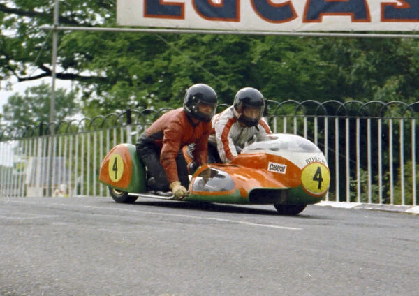 Rolf Steinhausen & Karl Scheurer (Konig) 1974 750 Sidecar TT