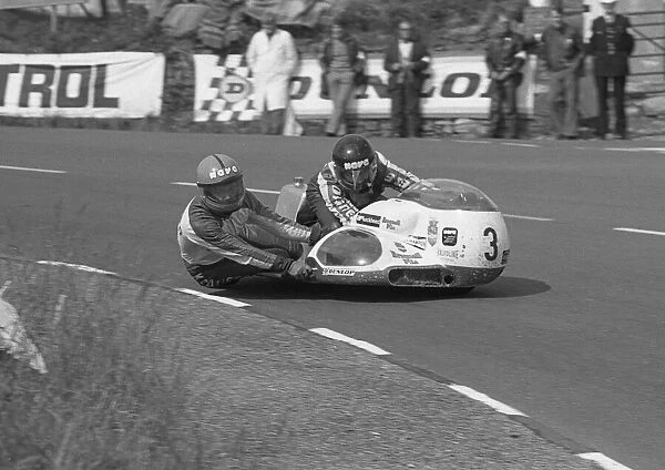 Rolf Steinhausen & Wolfgang Kalauch (Konig) 1977 Sidecar TT