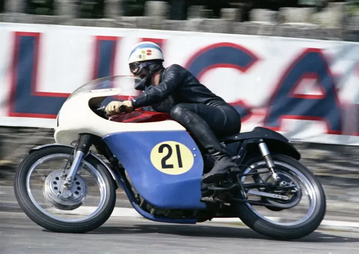 Framed Print : Ron Chandler (Matchless) 1966 Senior TT Framed Print : Ron Chandler (Matchless) 1966 Senior TT