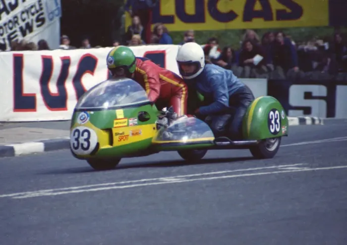Framed Print : Ron Coxon & Alan Gosling (BMW) 1974 500 Sidecar TT Framed Print : Ron Coxon & Alan Gosling (BMW) 1974 500 Sidecar TT