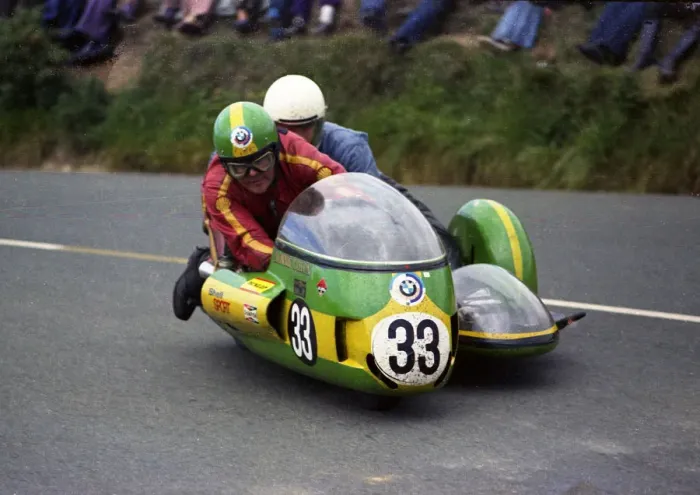 Framed Print : Ron Coxon & Alan Gosling (BMW) 1974 500 Sidecar TT Framed Print : Ron Coxon & Alan Gosling (BMW) 1974 500 Sidecar TT