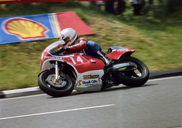 Ron Haslam (Honda) 1982 Formula One TT