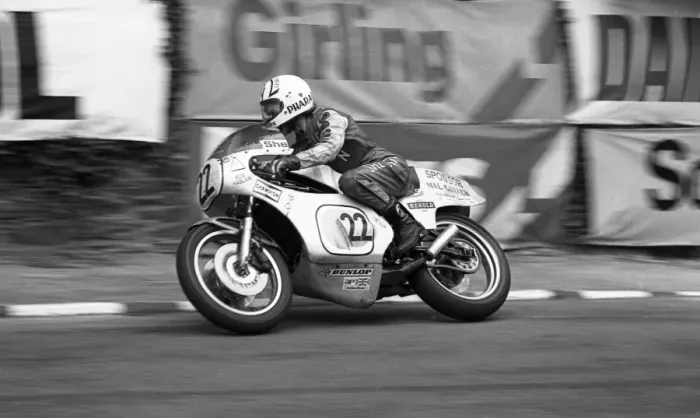 Framed Print : Ron Haslam (Pharoah Yamaha) 1978 Senior TT Framed Print : Ron Haslam (Pharoah Yamaha) 1978 Senior TT