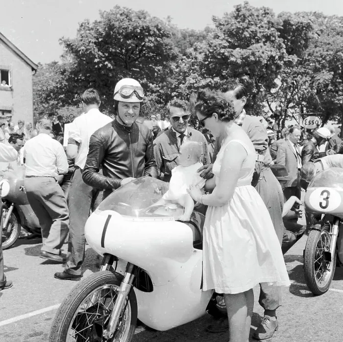 Framed Print : Ron Langston (Norton) preparing to start the 1962 Senior TT Framed Print : Ron Langston (Norton) preparing to start the 1962 Senior TT
