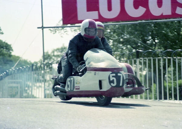 Ron Perry & Maurice Wilson (Windle BSA) 1976 500cc Sidecar TT