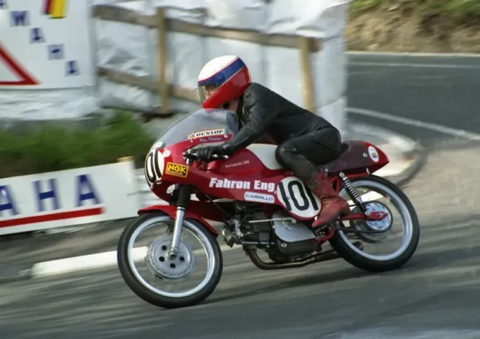 Framed Print : Ron Phillips (Aermacchi) 1996 Classic Lap Framed Print : Ron Phillips (Aermacchi) 1996 Classic Lap