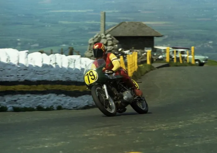 Framed Print : Ron Wittich (Egli Vincent) 1971 Senior TT Framed Print : Ron Wittich (Egli Vincent) 1971 Senior TT