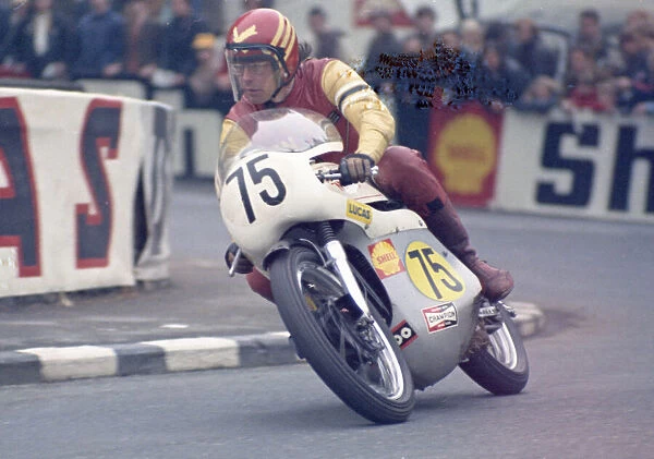 Ron Wittich (Saunders Norton) 1971 Senior TT