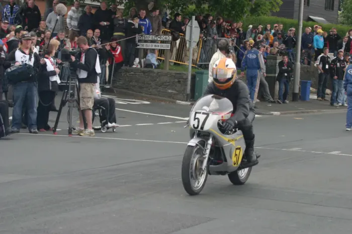 Framed Print : Ronald Mullin (Honda) 2010 TT Parade Lap Framed Print : Ronald Mullin (Honda) 2010 TT Parade Lap