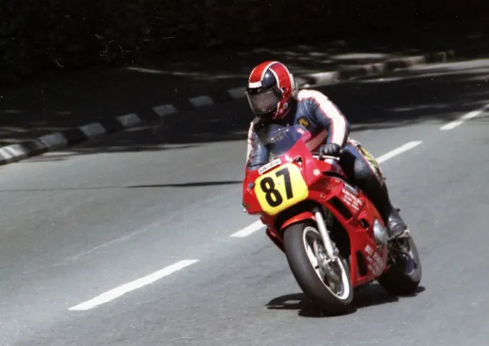 Framed Print : Ronnie Lindsay (Honda) 1994 Supersport 600 TT Framed Print : Ronnie Lindsay (Honda) 1994 Supersport 600 TT