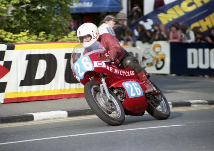 Framed Print : Ronnie Niven (Aermacchi) 1984 Classic TT Framed Print : Ronnie Niven (Aermacchi) 1984 Classic TT