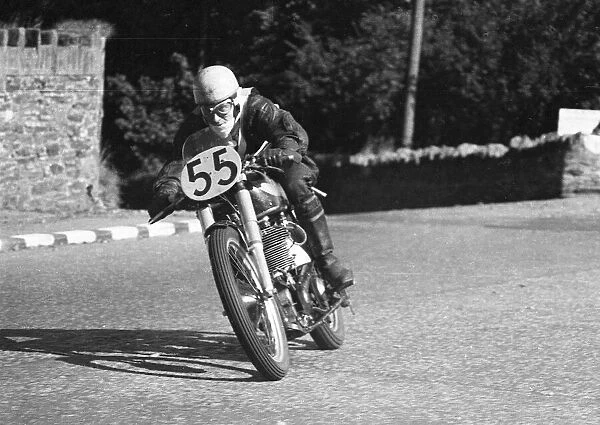 Roy Bennett (Norton) 1953 Senior Manx Grand Prix