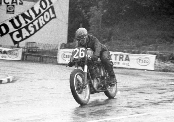 Framed Print : Roy Capner (BSA) 1956 Senior TT Framed Print : Roy Capner (BSA) 1956 Senior TT