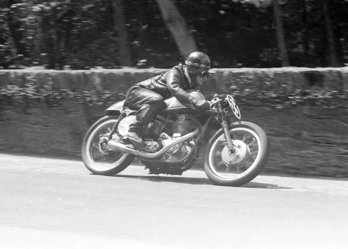 Framed Print : Roy Capner (BSA) 1960 Senior TT Framed Print : Roy Capner (BSA) 1960 Senior TT