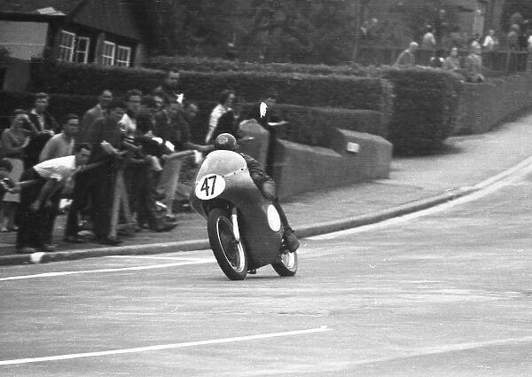 Roy Capner (BSA) 1963 Junior TT