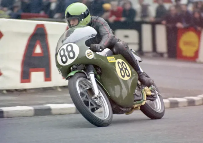Framed Print : Roy Graham (Norton) 1971 Senior TT Framed Print : Roy Graham (Norton) 1971 Senior TT