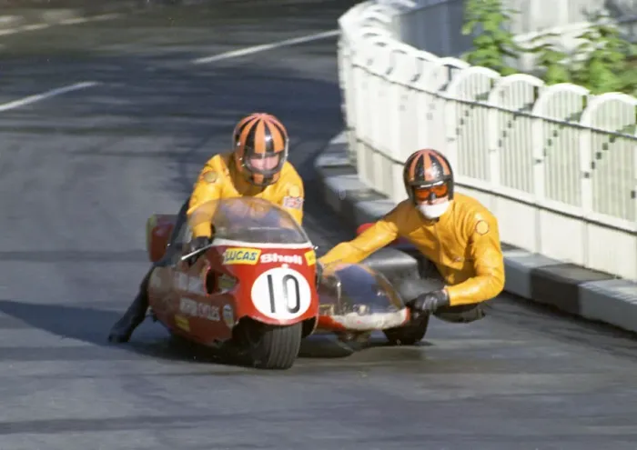 Framed Print : Roy Hanks & Gerald Daniel (BSA) 1973 750 Sidecar TT Framed Print : Roy Hanks & Gerald Daniel (BSA) 1973 750 Sidecar TT