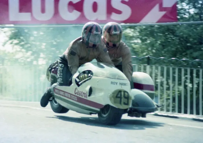 Framed Print : Roy Hanks & Gerald Daniel (Imp) 1976 1000 Sidecar TT Framed Print : Roy Hanks & Gerald Daniel (Imp) 1976 1000 Sidecar TT