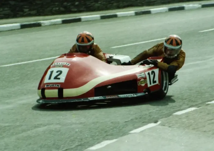 Framed Print : Roy Hanks & Vince Biggs (Yamaha) 1980 Sidecar TT Framed Print : Roy Hanks & Vince Biggs (Yamaha) 1980 Sidecar TT