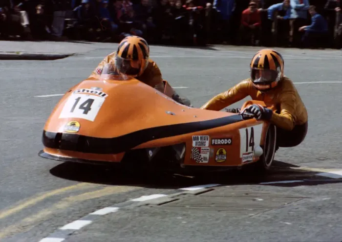 Framed Print : Roy Hanks & Vince Biggs (Yamaha) 1981 Sidecar TT Framed Print : Roy Hanks & Vince Biggs (Yamaha) 1981 Sidecar TT