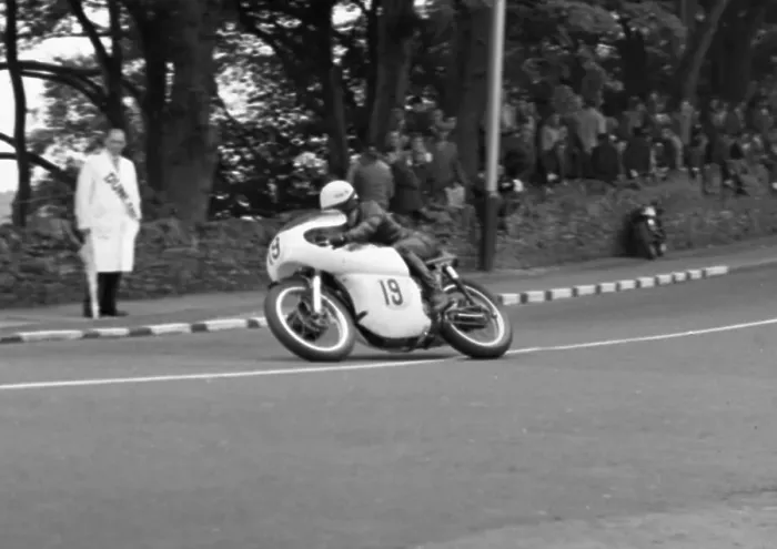 Framed Print : Roy Ingram Norton 1964 Senior TT Framed Print : Roy Ingram Norton 1964 Senior TT