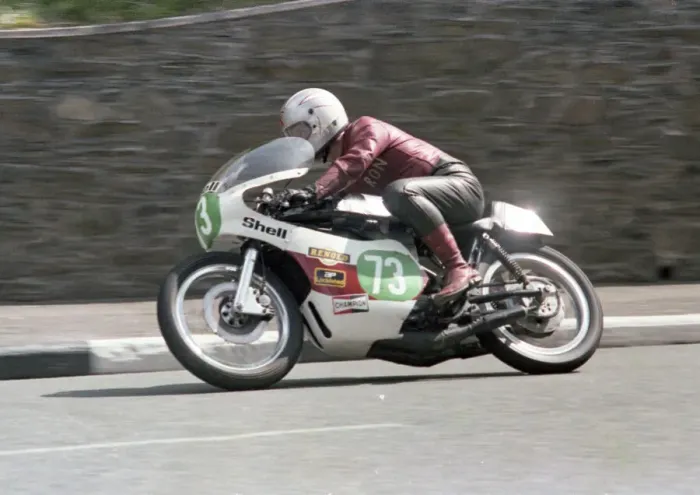 Framed Print : Roy Jeffreys (Yamaha) 1979 Junior TT Framed Print : Roy Jeffreys (Yamaha) 1979 Junior TT