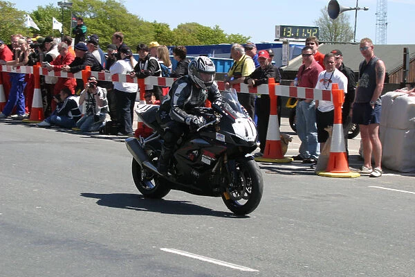 Roy Lawrence (Suzuki) 2006 Superbike TT