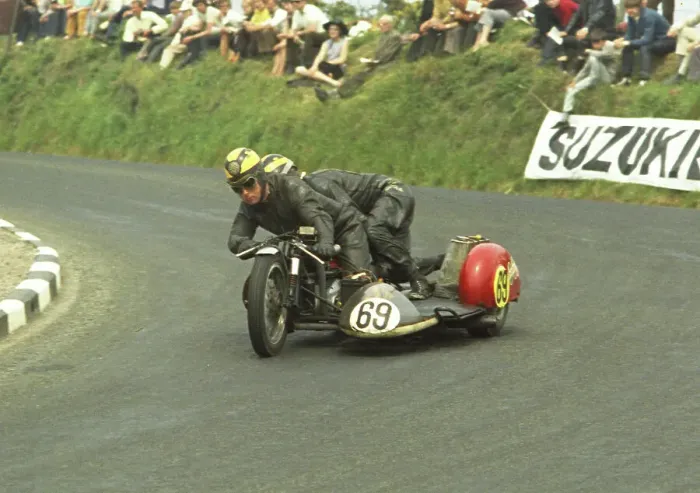Framed Print : Roy Richards & W Cooper (DBS) 1970 750 Sidecar TT Roy Richards & W Cooper (DBS) 1970 750 Sidecar TT Framed Print : Roy Richards & W Cooper (DBS) 1970 750 Sidecar TT Roy Richards & W Cooper (DBS) 1970 750 Sidecar TT
