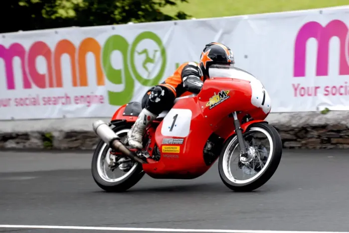 Framed Print : Roy Richardson (Aermacchi) 2011 Junior Classic Manx Grand Prix Framed Print : Roy Richardson (Aermacchi) 2011 Junior Classic Manx Grand Prix