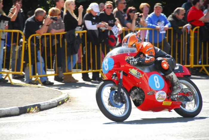 Framed Print : Roy Richardson (Aermacchi) 2014 350 Classic TT Framed Print : Roy Richardson (Aermacchi) 2014 350 Classic TT