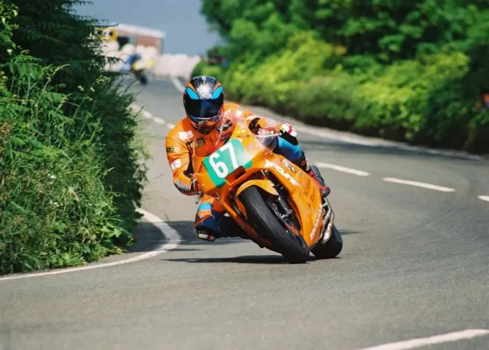 Framed Print : Roy Richardson (Honda) 2004 Lightweight 400 TT Framed Print : Roy Richardson (Honda) 2004 Lightweight 400 TT