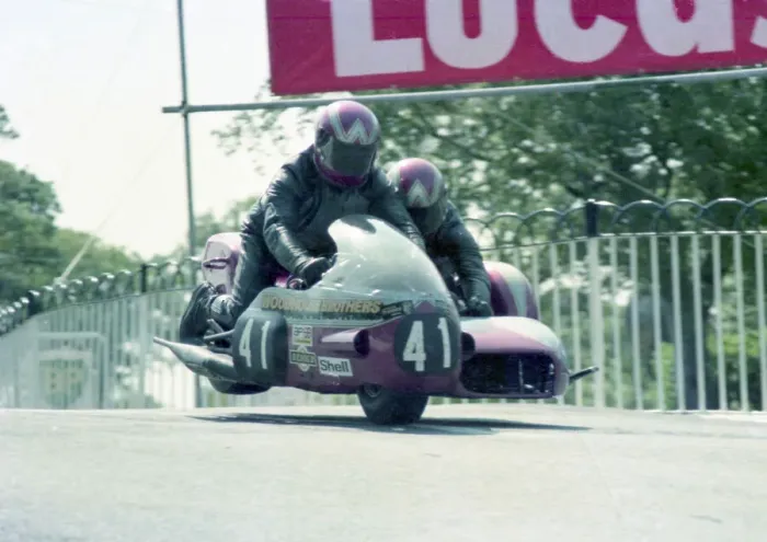 Framed Print : Roy Woodhouse & Doug Woodhouse (Yamaha) 1976 500 Sidecar TT Framed Print : Roy Woodhouse & Doug Woodhouse (Yamaha) 1976 500 Sidecar TT
