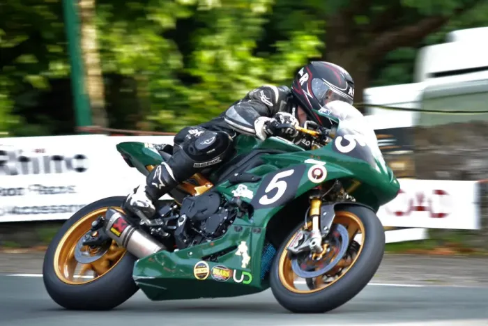 Framed Print : Royce Rowe (Triumph) 2017 Junior Manx Grand Prix