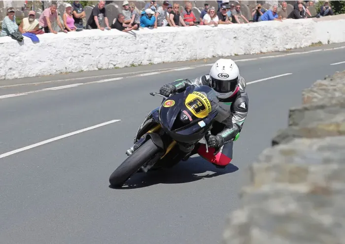 Framed Print : Russ Mountford (Triumph) 2022 Southern 100 Framed Print : Russ Mountford (Triumph) 2022 Southern 100