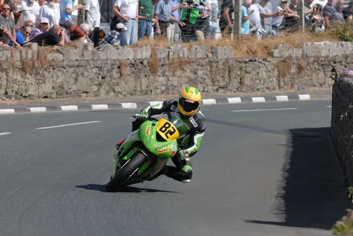 Framed Print : Ryan Kneen (Kawasaki) 2014 Southern 100 Framed Print : Ryan Kneen (Kawasaki) 2014 Southern 100