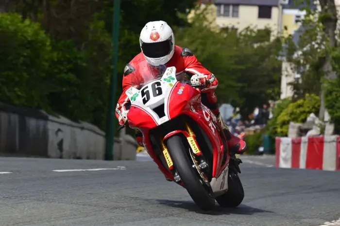 Framed Print : Ryan Kneen (Kawasaki) 2015 Superbike TT Framed Print : Ryan Kneen (Kawasaki) 2015 Superbike TT